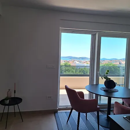 Apartment Traum-meerblick-vodice *