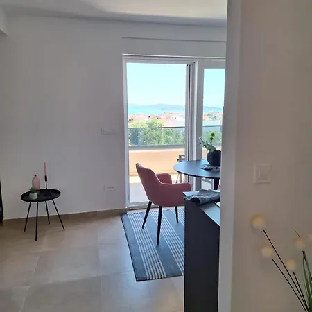 Apartment Traum-meerblick-vodice *