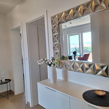 Apartment Traum-meerblick-vodice Vodice